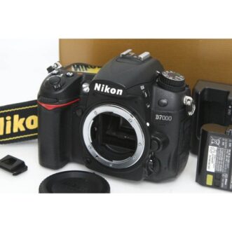 NEAR MINT Nikon D7000 Body Sensor Cleaned, Box, Strap, Manual Digital SLR Camera Nikon D7000, sensor de corpo limpo, caixa, alça, câmera digital SLR manual