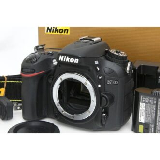 MINT Nikon D7100 Digital SLR Camera Body, Box, Manual, Charger Corpo, caixa, manual e carregador da câmera digital SLR Nikon D7100, tudo perfeito