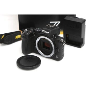 NEAR MINT Nikon Z 50 Body Mirrorless Digital Camera, Box, Manual, Strap etc 近全新尼康 Z 50 机身无反光镜数码相机，带盒子、手册、背带等
