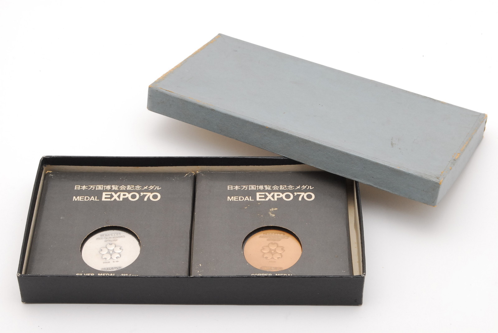 PROMOTION. MINT 1970 OSAKA JAPAN EXPO ’70 Silver and Copper Medals, Box, Case from Japan